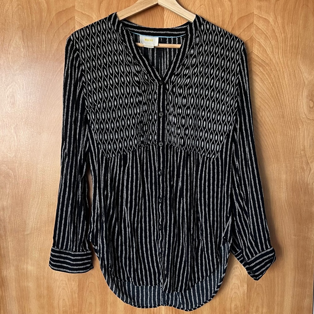 Anthropology Lightweight Black and White Top
